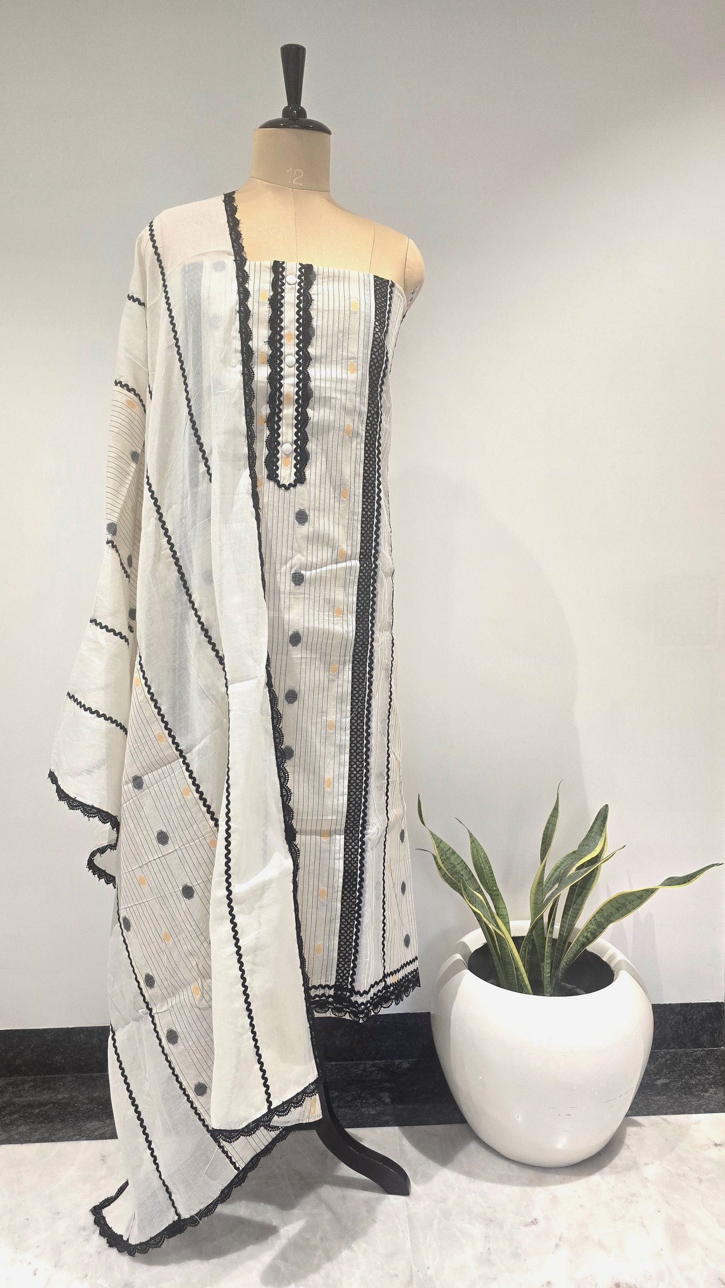 Suhana Grace Cotton Suit