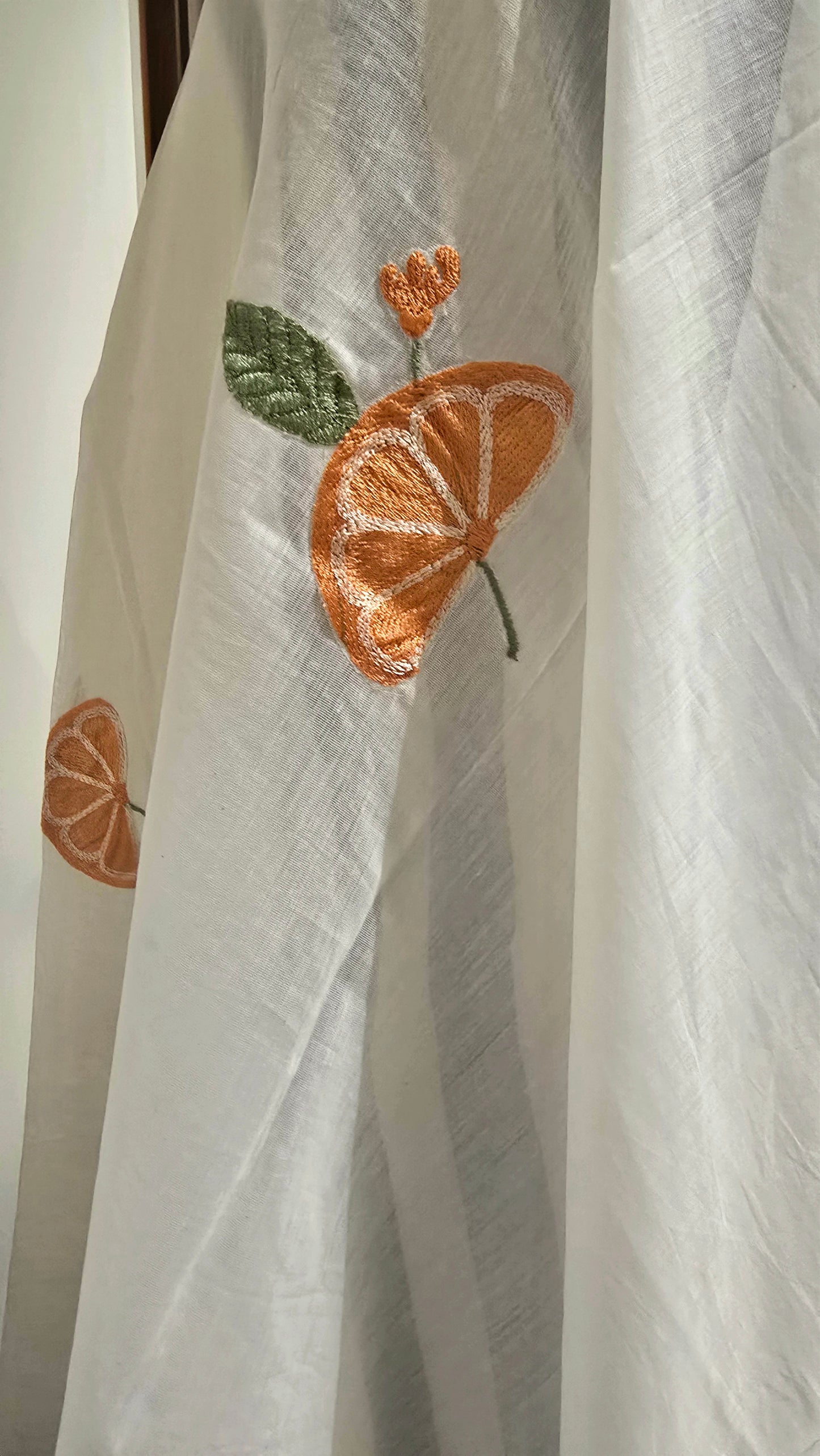 Tanger Noor Threadwork Suit