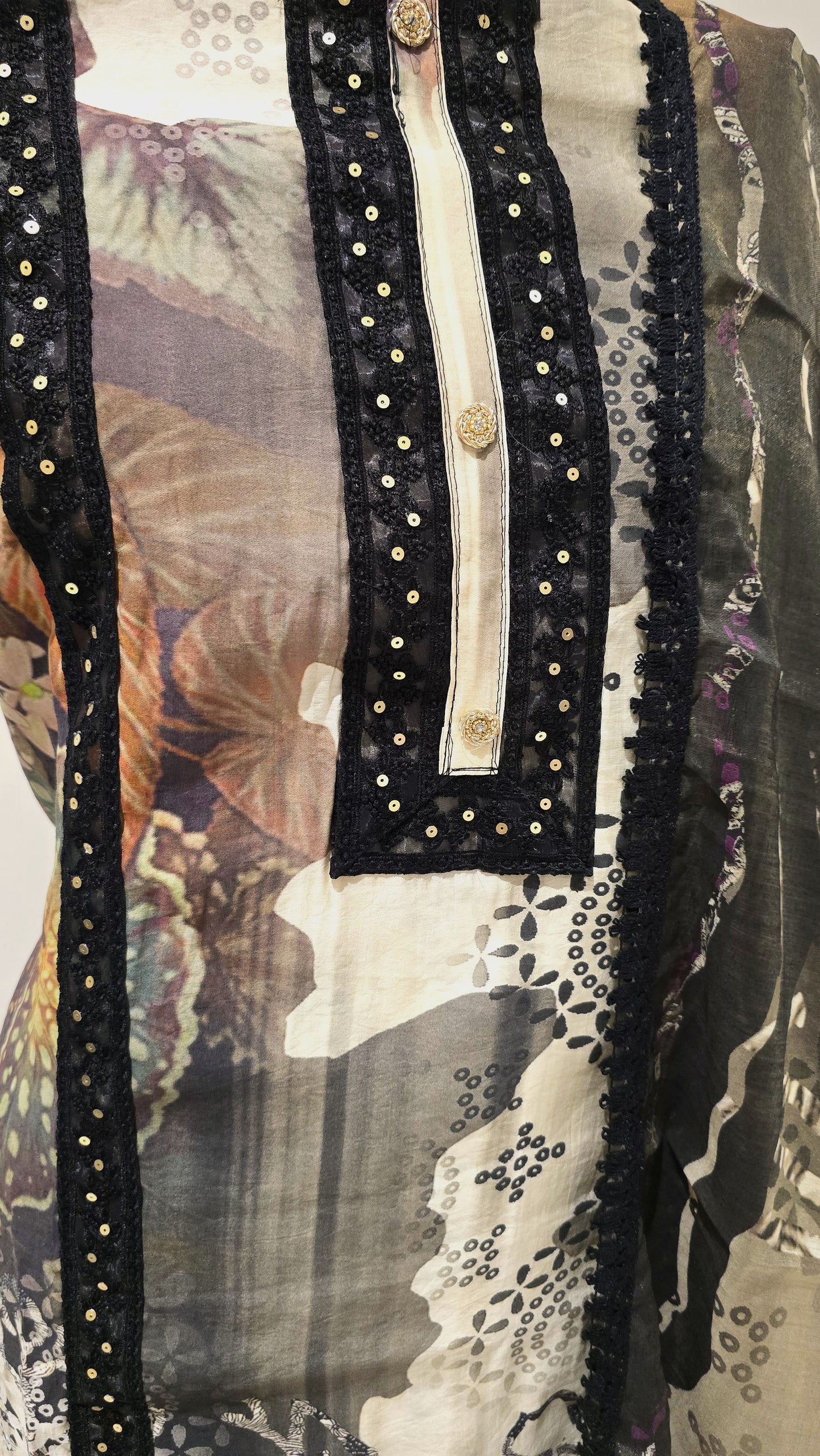 Nocturnal Petal Pakistani Style Suit