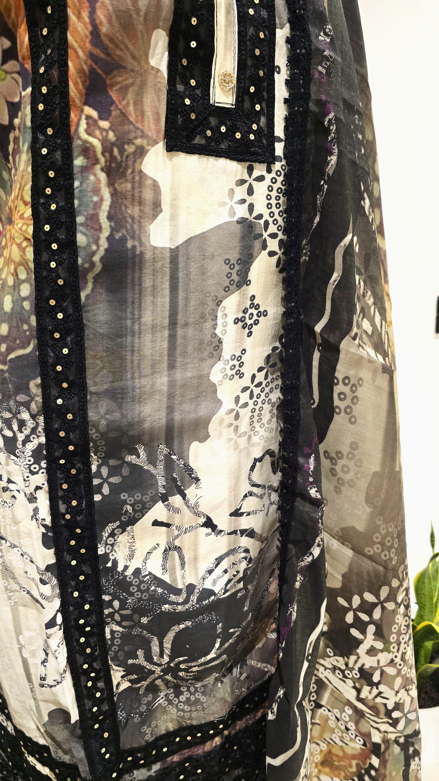 Nocturnal Petal Pakistani Style Suit